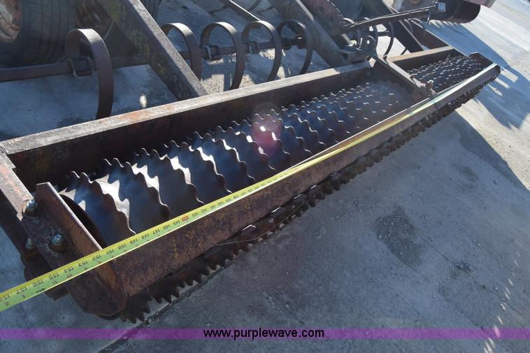 image for item L1176 Brillion culti-packer