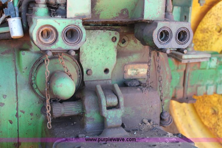 image for item L6767 1967 John Deere 4020 tractor