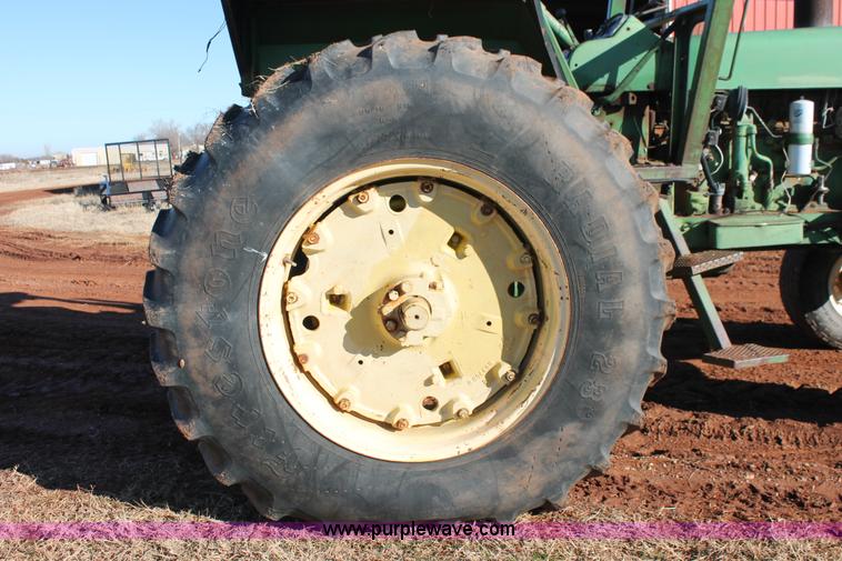 image for item L6767 1967 John Deere 4020 tractor