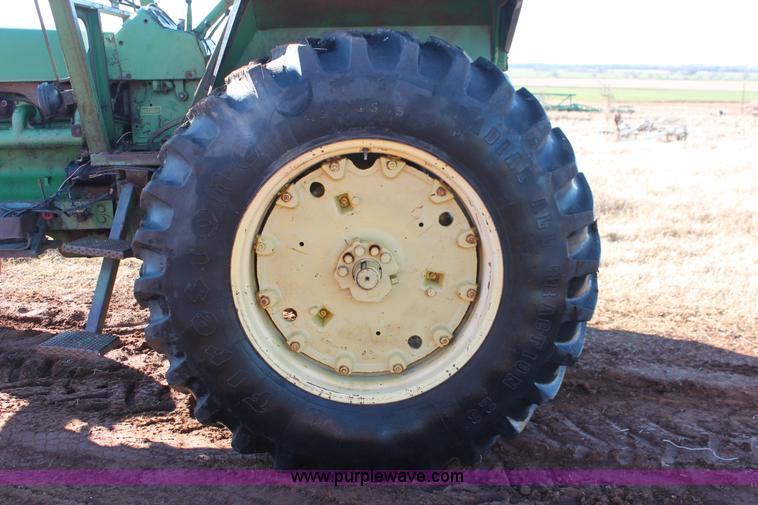 image for item L6767 1967 John Deere 4020 tractor