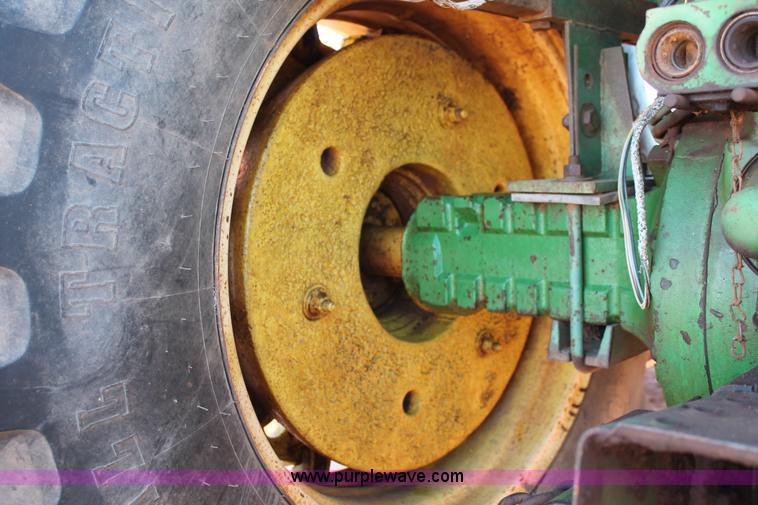 image for item L6767 1967 John Deere 4020 tractor