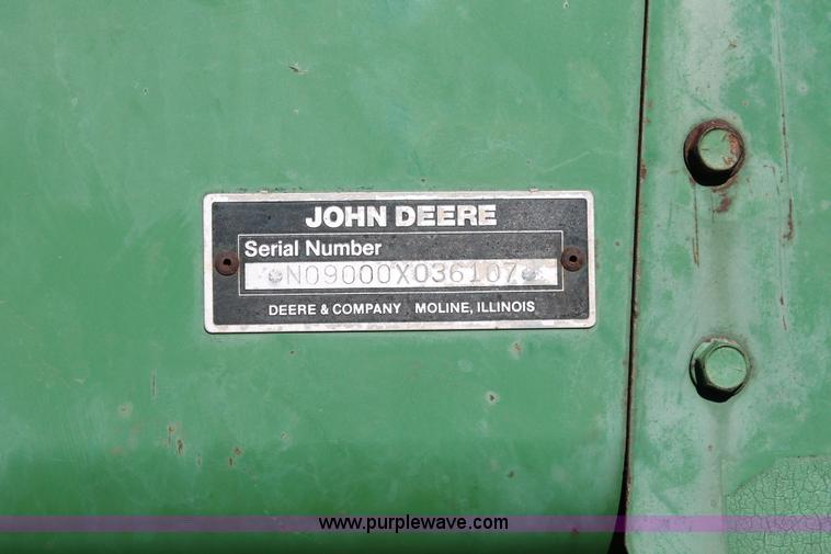 image for item L6770 John Deere 9350 hoe drill