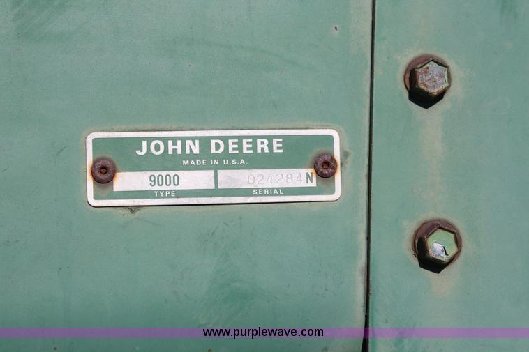 image for item L6770 John Deere 9350 hoe drill