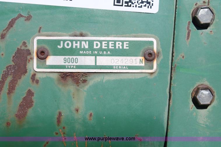 image for item L6770 John Deere 9350 hoe drill