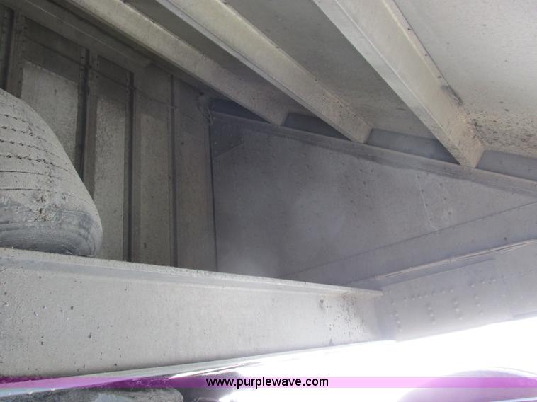 image for item L7002 2007 Cornhusker 800ALSR double hopper grain trailer