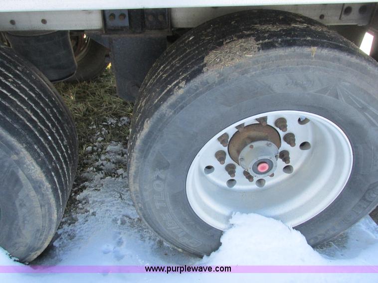 image for item L7002 2007 Cornhusker 800ALSR double hopper grain trailer