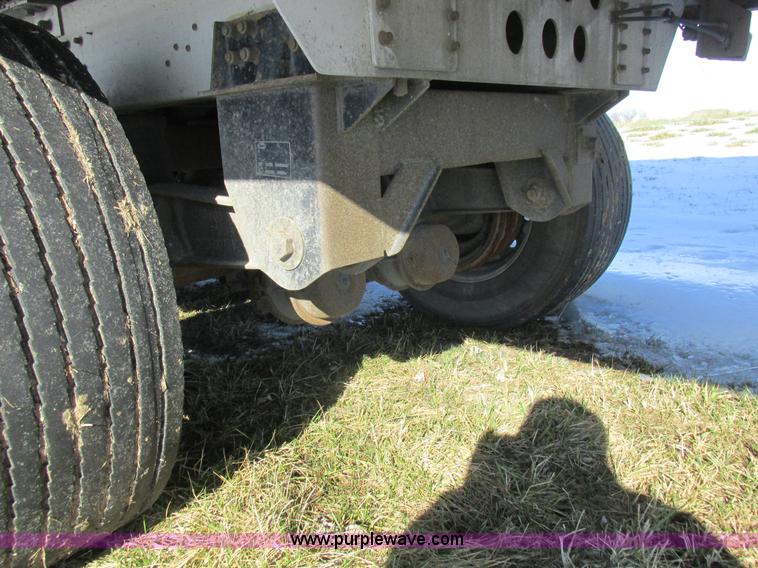 image for item L7002 2007 Cornhusker 800ALSR double hopper grain trailer