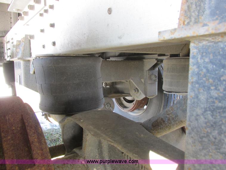 image for item L7002 2007 Cornhusker 800ALSR double hopper grain trailer