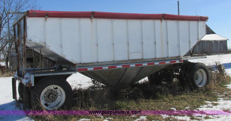 image for item L7003 1973 Doonan single hopper grain trailer