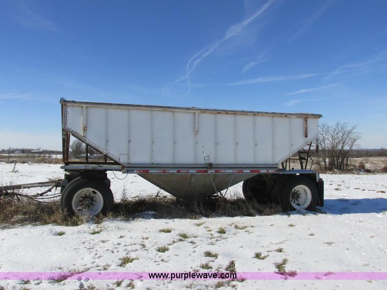 image for item L7003 1973 Doonan single hopper grain trailer