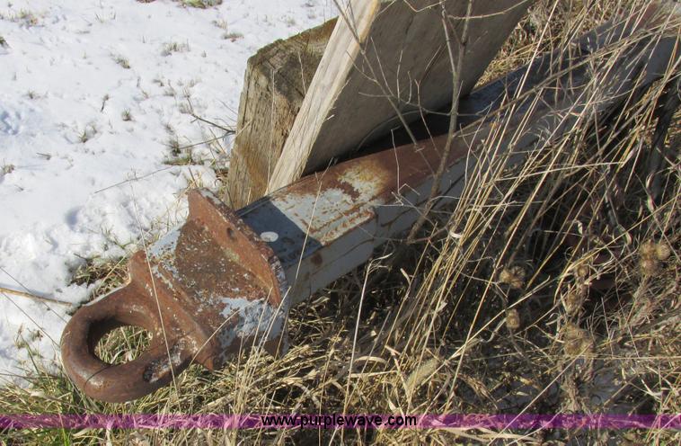 image for item L7003 1973 Doonan single hopper grain trailer