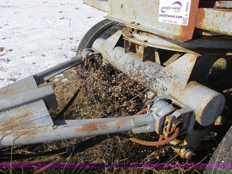 image for item L7003 1973 Doonan single hopper grain trailer