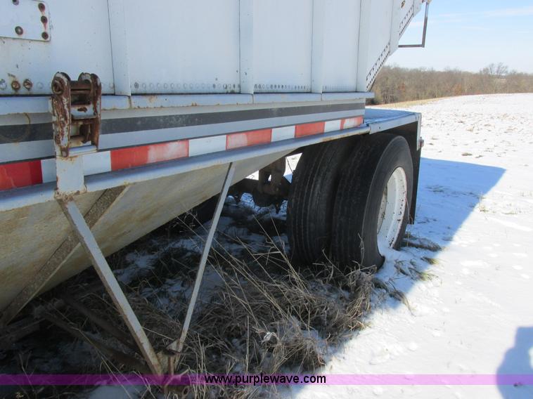 image for item L7003 1973 Doonan single hopper grain trailer