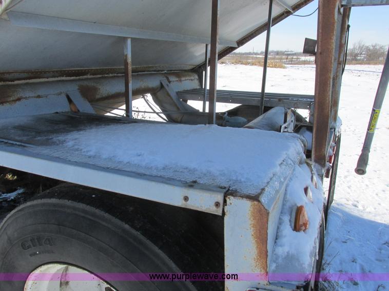 image for item L7003 1973 Doonan single hopper grain trailer