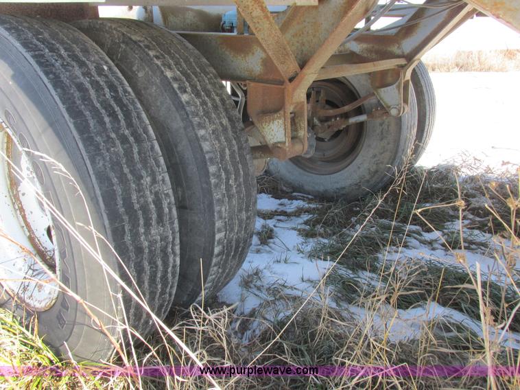 image for item L7003 1973 Doonan single hopper grain trailer