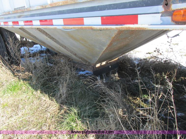 image for item L7003 1973 Doonan single hopper grain trailer