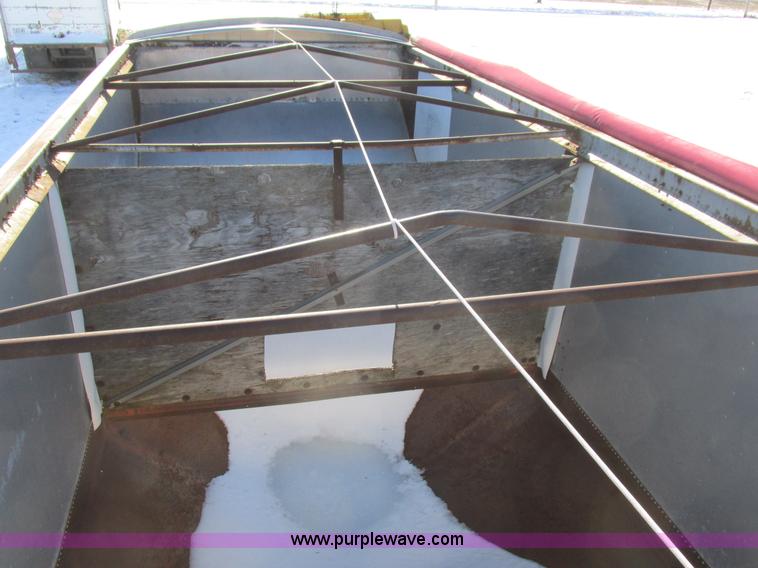 image for item L7003 1973 Doonan single hopper grain trailer