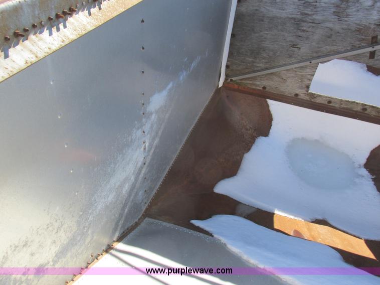 image for item L7003 1973 Doonan single hopper grain trailer