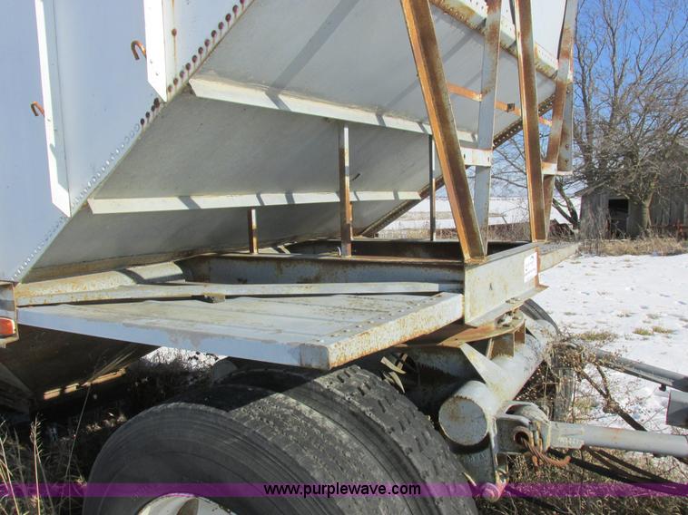image for item L7003 1973 Doonan single hopper grain trailer