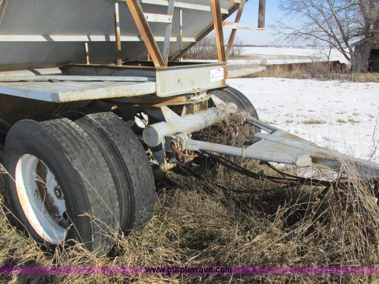 image for item L7003 1973 Doonan single hopper grain trailer