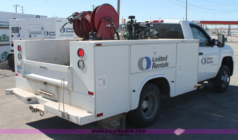 image for item BJ9353 2007 Chevrolet Silverado 3500HD service truck