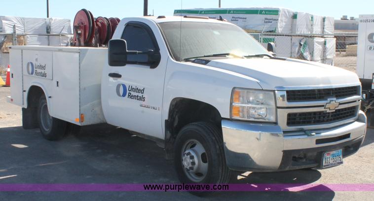 image for item BJ9353 2007 Chevrolet Silverado 3500HD service truck