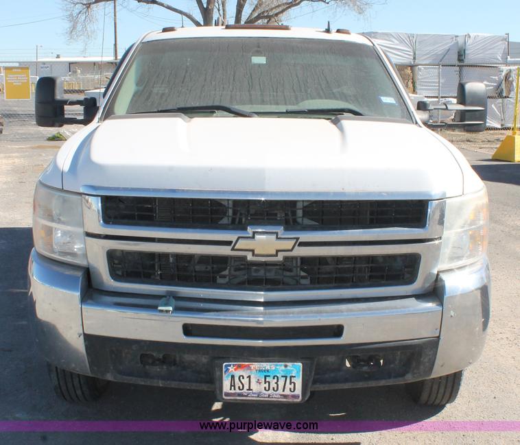 image for item BJ9353 2007 Chevrolet Silverado 3500HD service truck