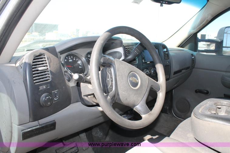 image for item BJ9353 2007 Chevrolet Silverado 3500HD service truck