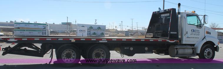 image for item BJ9354 2006 Sterling A9500 rollback truck
