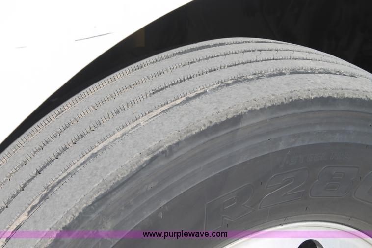 image for item BJ9354 2006 Sterling A9500 rollback truck