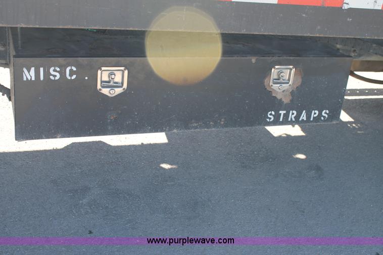 image for item BJ9354 2006 Sterling A9500 rollback truck