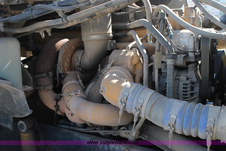 image for item BJ9354 2006 Sterling A9500 rollback truck