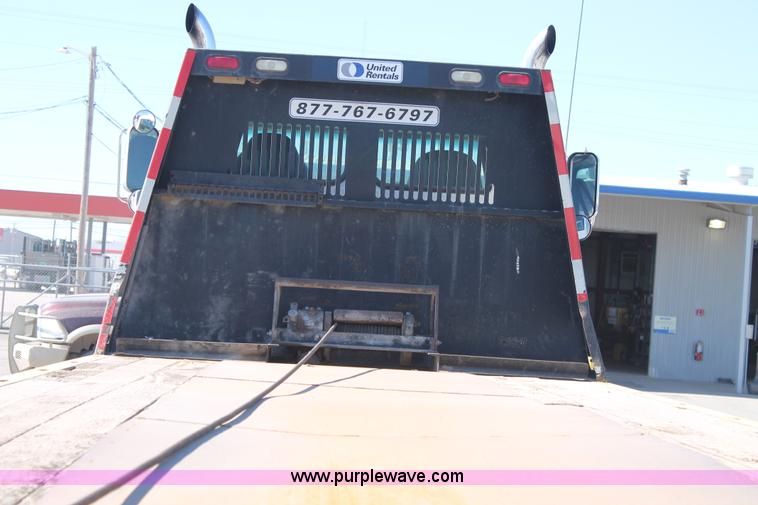 image for item BJ9354 2006 Sterling A9500 rollback truck