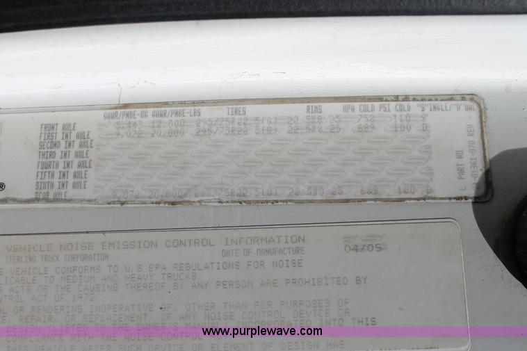 image for item BJ9354 2006 Sterling A9500 rollback truck