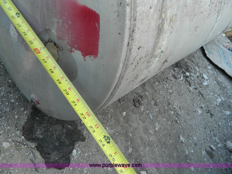 image for item BT9778 (2) aluminum fuel tanks