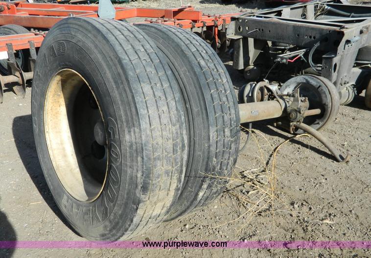 image for item BT9783 Semi trailer running gear