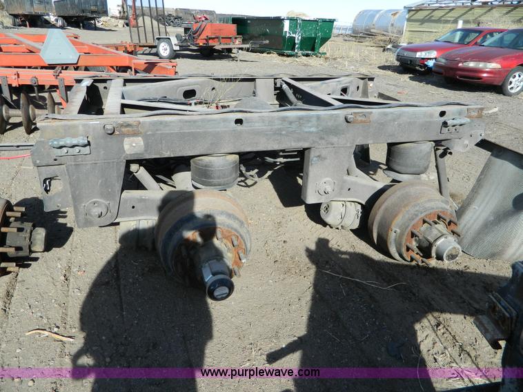 image for item BT9783 Semi trailer running gear