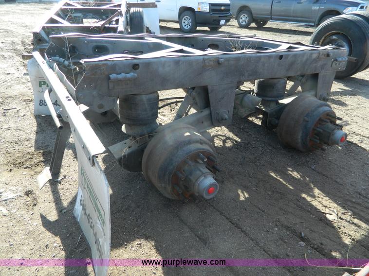 image for item BT9783 Semi trailer running gear