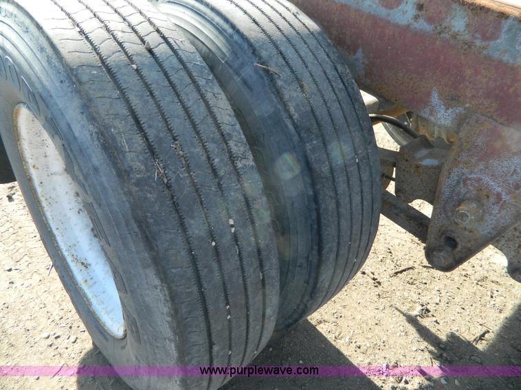 image for item BT9784 Semi trailer running gear