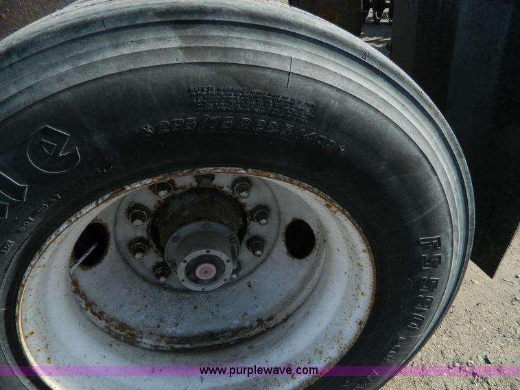 image for item BT9784 Semi trailer running gear