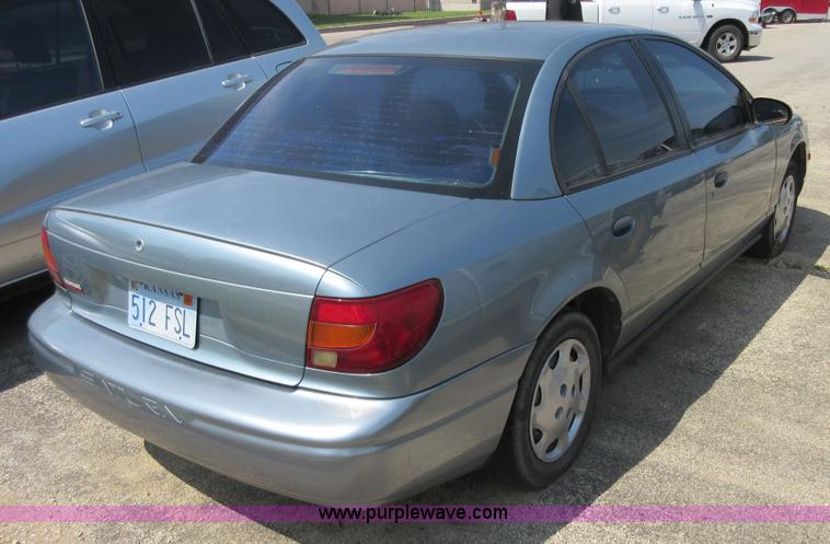 image for item I2020 2001 Saturn SL SL1