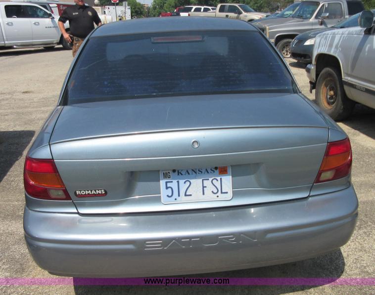 image for item I2020 2001 Saturn SL SL1