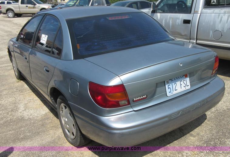 image for item I2020 2001 Saturn SL SL1