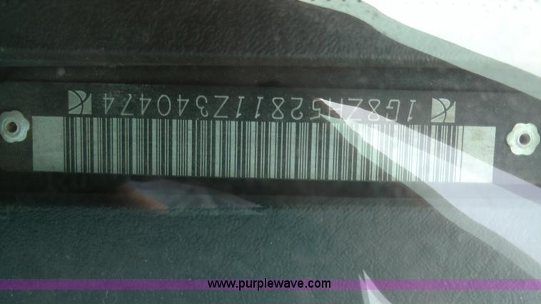 image for item I2020 2001 Saturn SL SL1