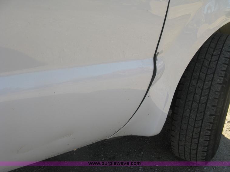 image for item J2964 2001 Ford F250 Super Duty XL pickup truck