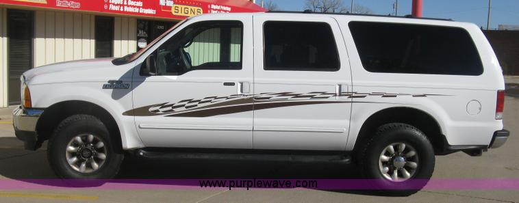 image for item J2967 2000 Ford Excursion XLT SUV
