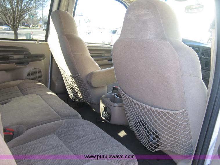 image for item J2967 2000 Ford Excursion XLT SUV