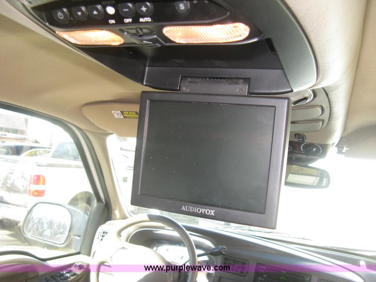 image for item J2967 2000 Ford Excursion XLT SUV