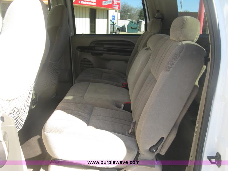 image for item J2967 2000 Ford Excursion XLT SUV