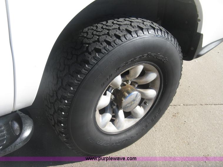 image for item J2967 2000 Ford Excursion XLT SUV